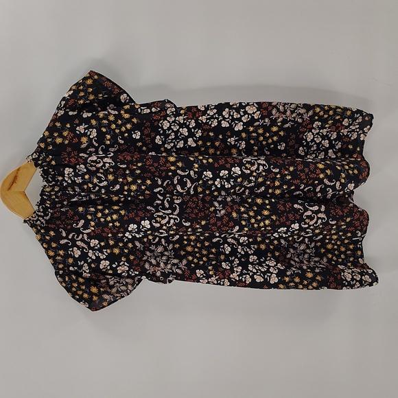 Maurices Blouse XL Black Floral Print Flutter Sleeve High Collar Fall Colors - Picture 5 of 7